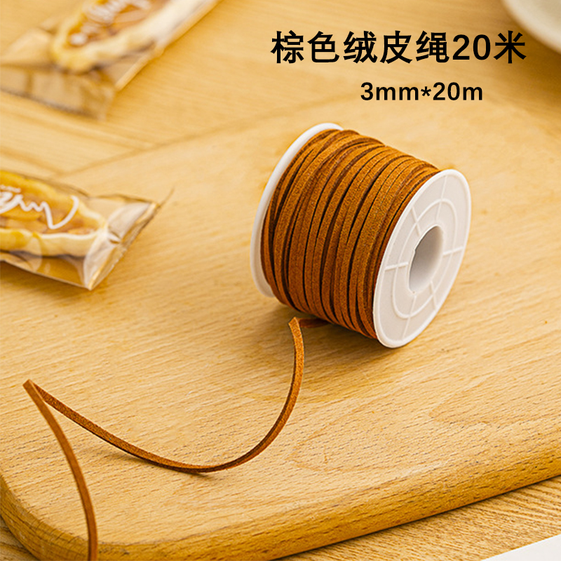 Red famosa nueva caja de Año Nuevo 2025 caja de galletas de hierro hebilla caja de hierro caramelo de estaño sobre