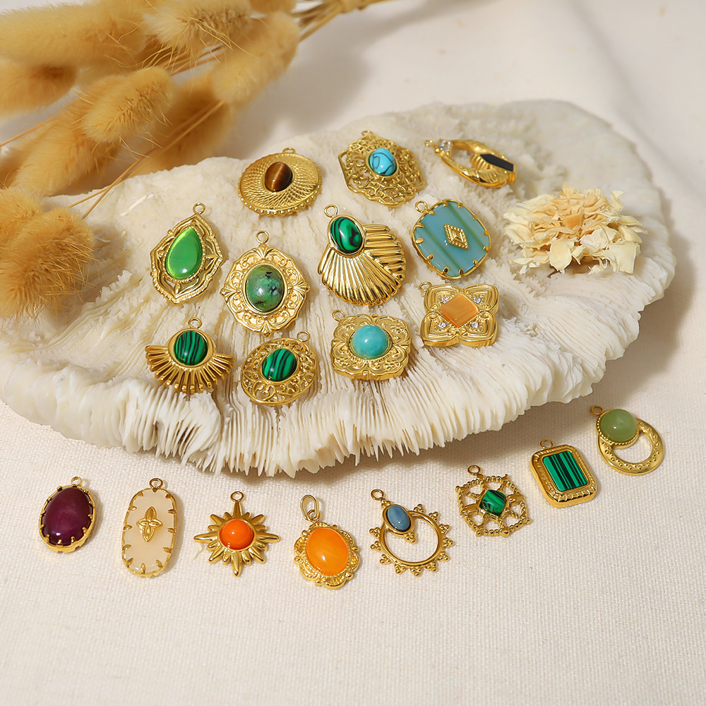 DIY colgante de piedra natural accesorios 18K chapado al vacío collar de acero de titanio pendientes productos semiacabados accesorios fábrica al por mayor