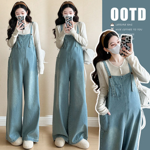 Maternity Wear 2025 New Autum Korean Fashion Knitted Top + Denim Overalls Suit