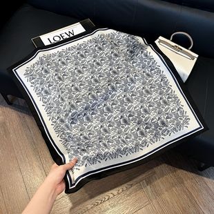 �ϼ�3�¿����zС�����ļ��z��Ů��2026�¿�ϵ���߼��Л��нz��
