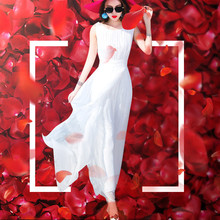 68720女神范白色真丝连衣裙长款桑蚕丝年轻款纯色度假风名媛风仙