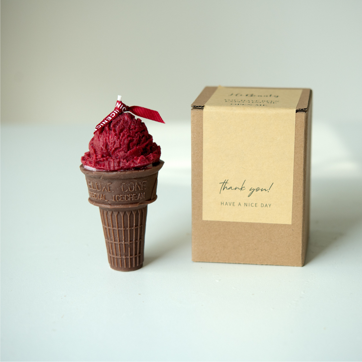 INS estilo hecho a mano de helado forma de cono aromaterapia vela regalo de vacaciones para niños decoración de escritorio adornos