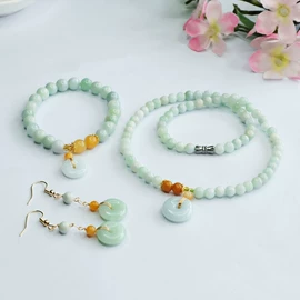 吊坠;和田玉项饰;翡翠项饰