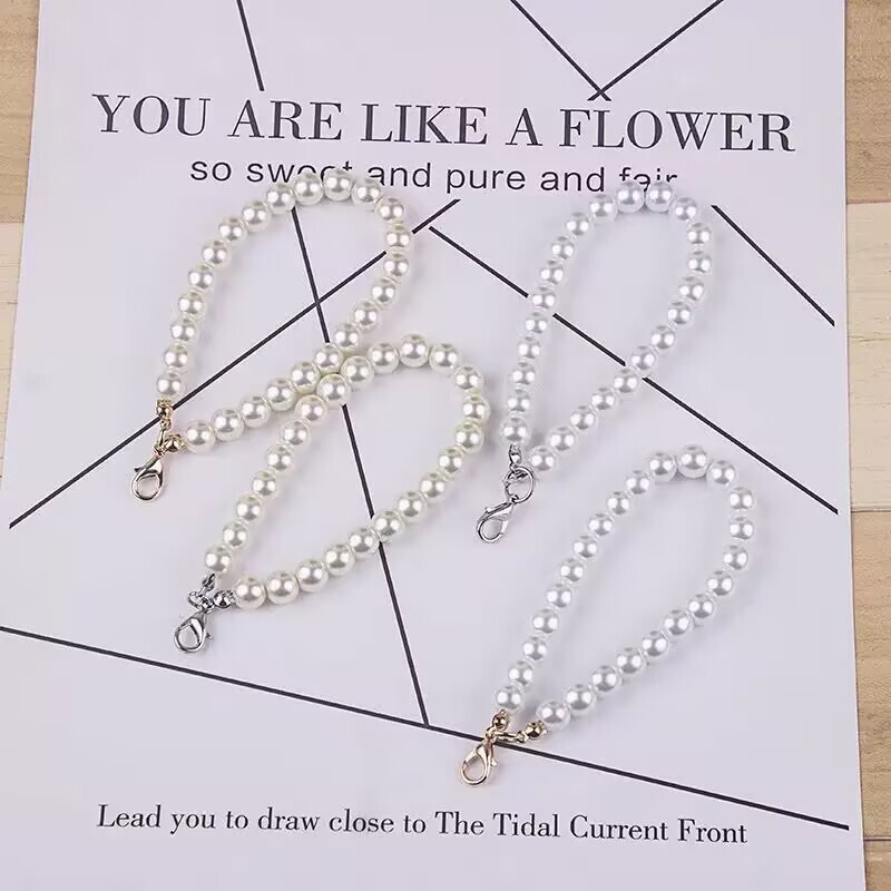 DIY Imitation Pearl Small Short Chain Bag Pearl Chain Accessories Fur Ball Mobile Phone Case Key Chain Pendant Wholesale Jewelry DIY Imitation Pearl Small Short Chain Bag Pearl Chain Accessories Fur Ball Mobile Phone Case Key Chain Pendant Wholesale Jewelry
