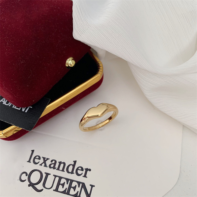 Fashion Heart Shape Titanium Steel Rings 1 Piece