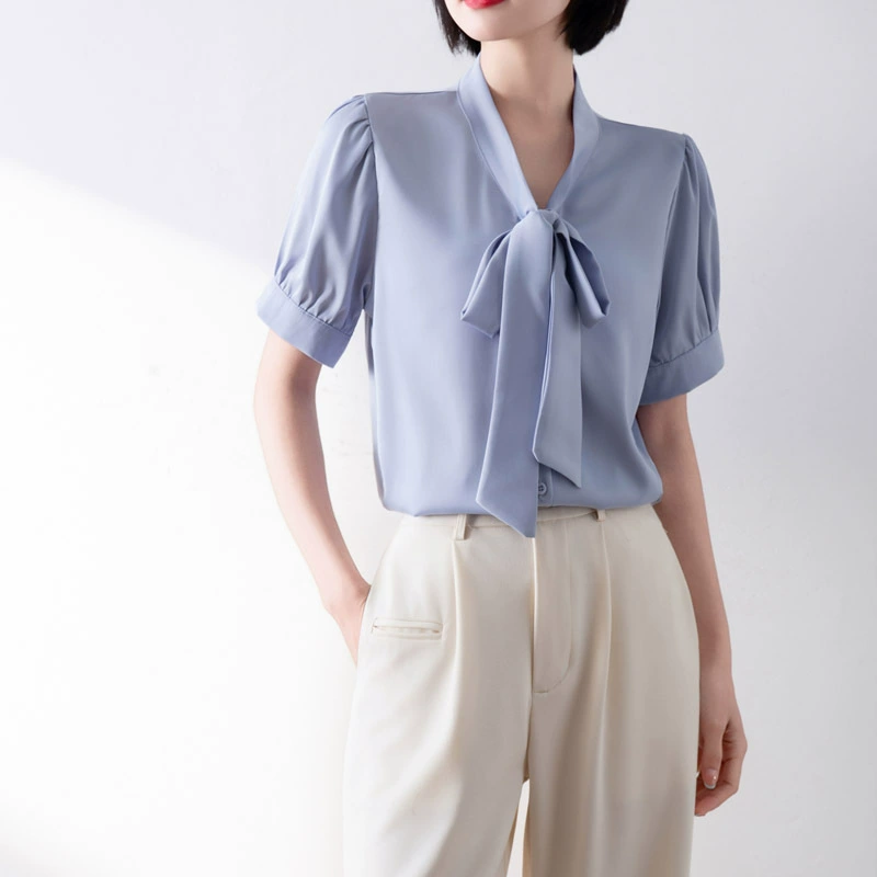 Настоящая съемка синей рубашки с бантом для женщин с нишей OL, профессиональная элегантная рубашка с короткими рукавами на шнуровке в летнем стиле