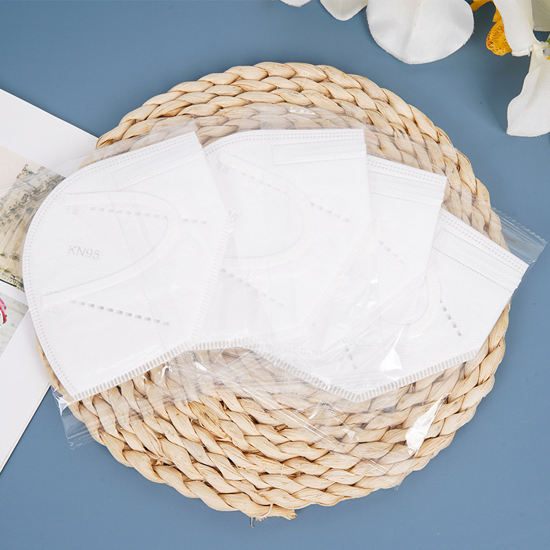 KN95 meltblown máscara de tela anti-polvo Bloqueo de espuma 3D tridimensional de 5 capas máscara protectora en stock al por mayor de adultos