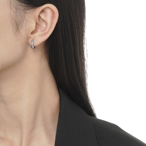 E6052 Korean Version Niche Instagram Style High-end S925 Pure Silver Drip Glaze Stud Earrings for Girls, Small, Wholesale