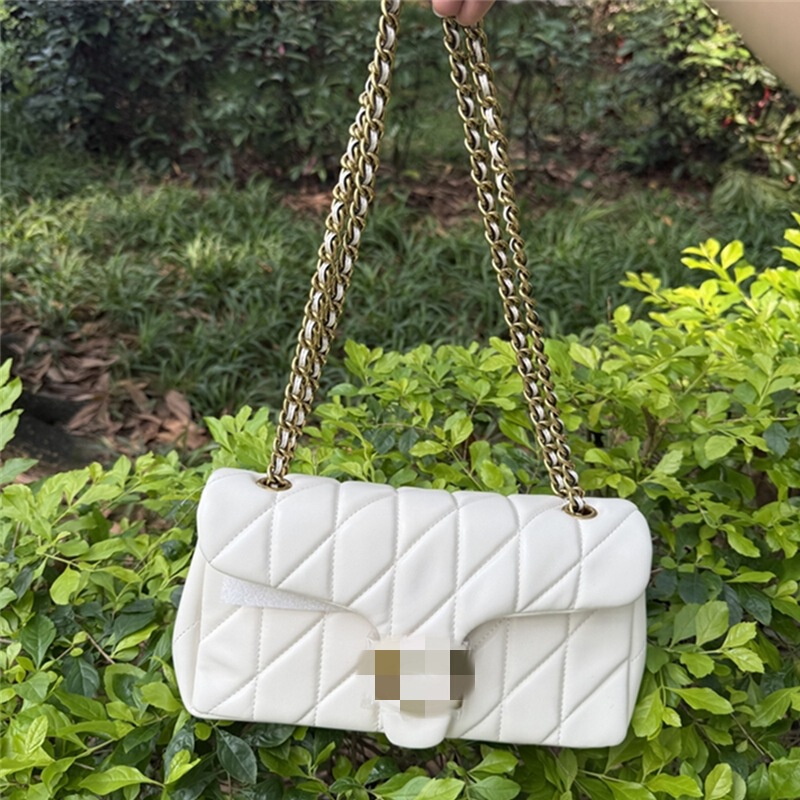 Quilted Tabby26 Diamond-Pattern Stitched Crossbody Shoulder Bag Underarm Bag with Chain for Women