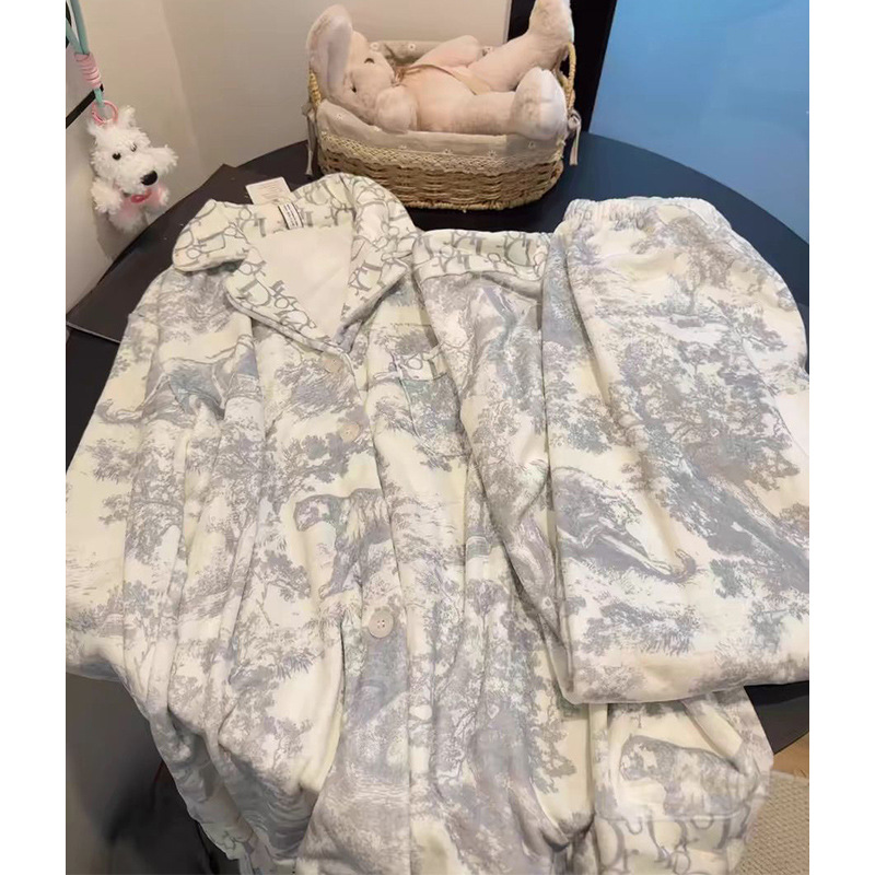 Demi-season pijama