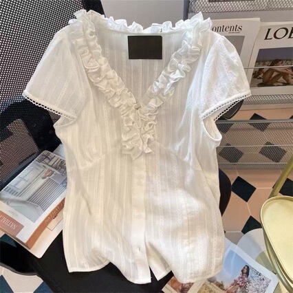 French Retro Ruffled Lace Waist-Cinching Shirt for Women, New Summer Style, Gentle and Sweet, Slimming Short-Sleeved Top French Retro Ruffled Lace Waist-Cinching Shirt for Women, New Summer Style, Gentle and Sweet, Slimming Short-Sleeved Top