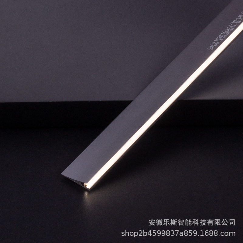 Luz de gabinete de montaje superficial Permo, luz de estante, luz LED de tira rígida, luz lineal, tira de luz para estante inferior de gabinete sin ranura.