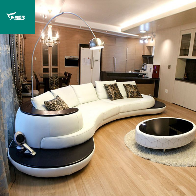 Sofá de cuero curvo creativo, sala de estar de lujo ligero, casa pequeña y mediana, combinación de sofá de cuero moderno, simple y de moda.