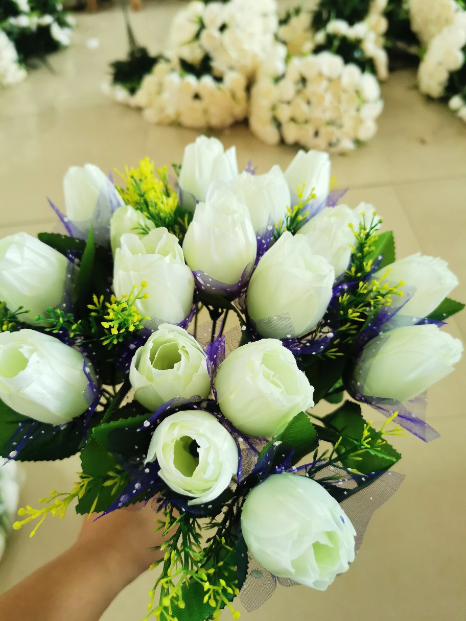 18 botellas de vino de mano con botellas de vino Qingming flores de seda flores hechas a mano brazalete de corazón rojo de boda image 2