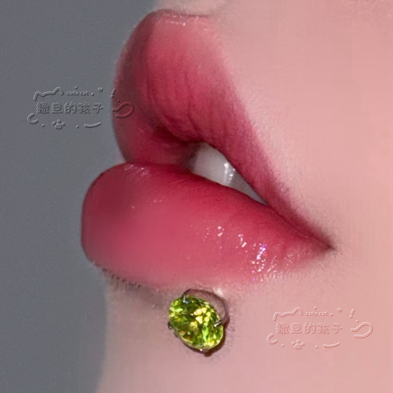 16G labret stud size and finish detail