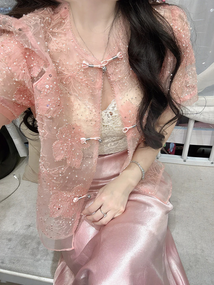 Áo thêu hoa acetate phong cách Trung Quốc mới mùa hè 2026, đính sequin và hạt cườm nặng — Áo màu hồng