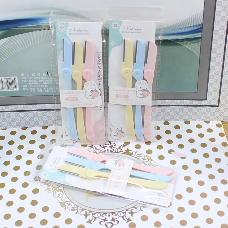 three stages razor