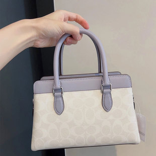 ޢ��2025�W�R�¿�Ů��������Darcie 26�����������ϻ����ͨ��