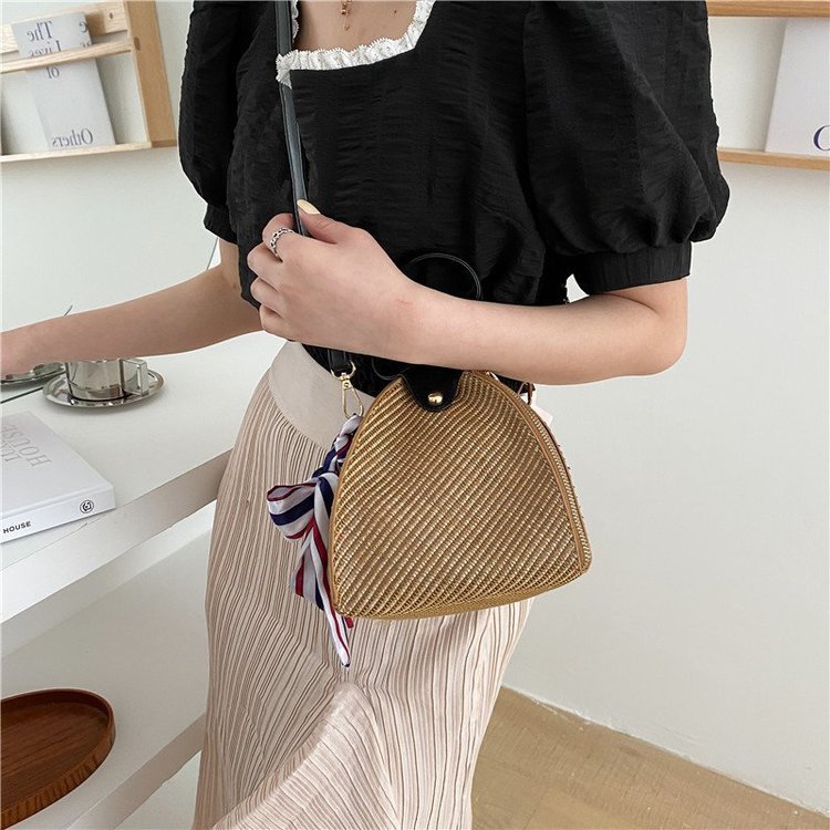 Korean Woven Messenger Shoulder Silk Scarf Bag display picture 3