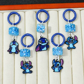 项链;耳环;耳钉