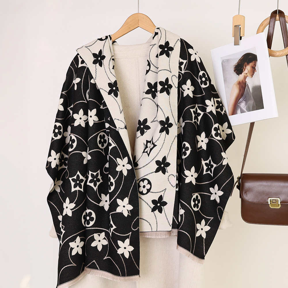 シンプルな千鳥格のマフラーの女性秋冬の新型は軽くて豪華な風の長いタイプに合わせて、カシミヤの保温のマントを厚くします。