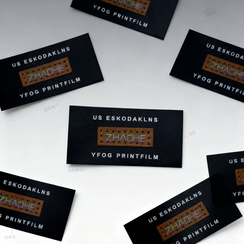 Классическая квадратная кожаная нашивка на одежду