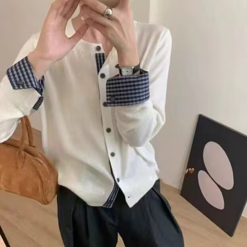 Fake coreano de dos piezas de diseño casual de moda universal suéter blanco delgado cardigan