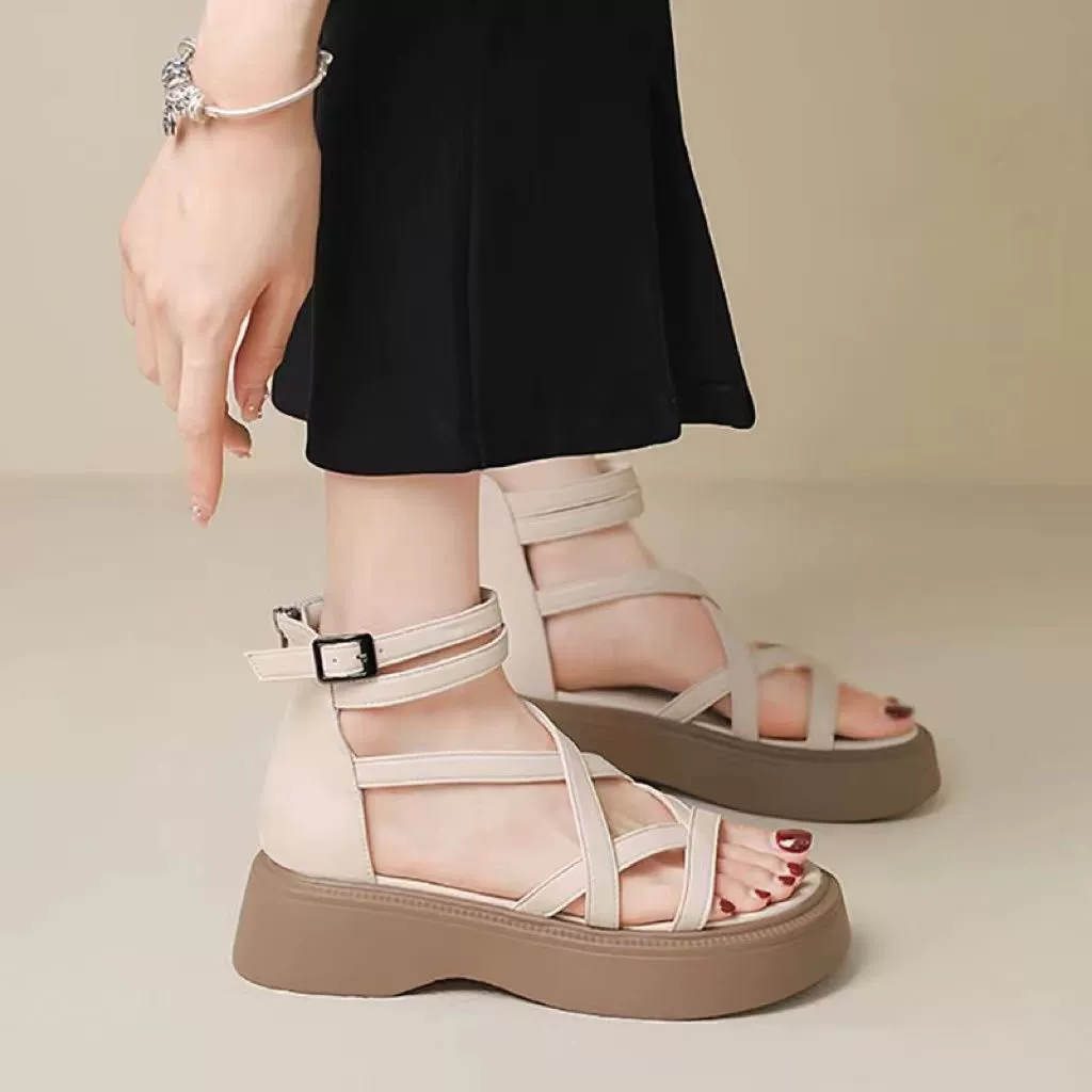 Модные сандалии на толстой подошве женщины 2024 новая обувь для свиной клетки