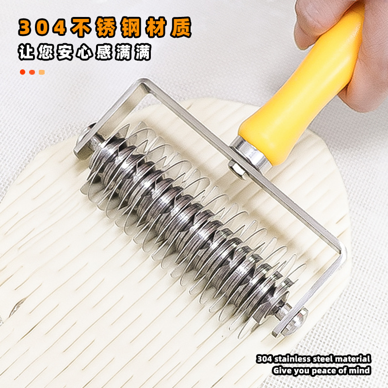 BEST Stainless Steel 304 Wooden Handle Mesh Knife Household Pizza Korean Rotating Plastic Handle Pinwheel Knife Factory Direct Sales