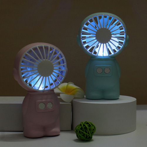 Portable astronaut office desktop small fan USB charging student with night light silent office vertical fan