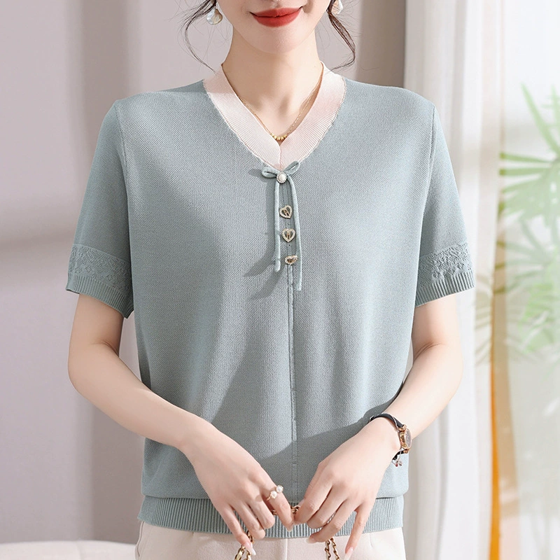 2025 весна и осень мама мода минус возраст трикотажная рубашка весна и осень новая средняя и пожилая женщина осенний темперамент топ с V-образным вырезом