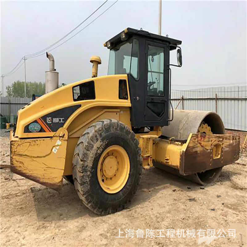 便宜出售8-9成新柳工18吨20吨22吨26吨二手振动压路机 送货上门