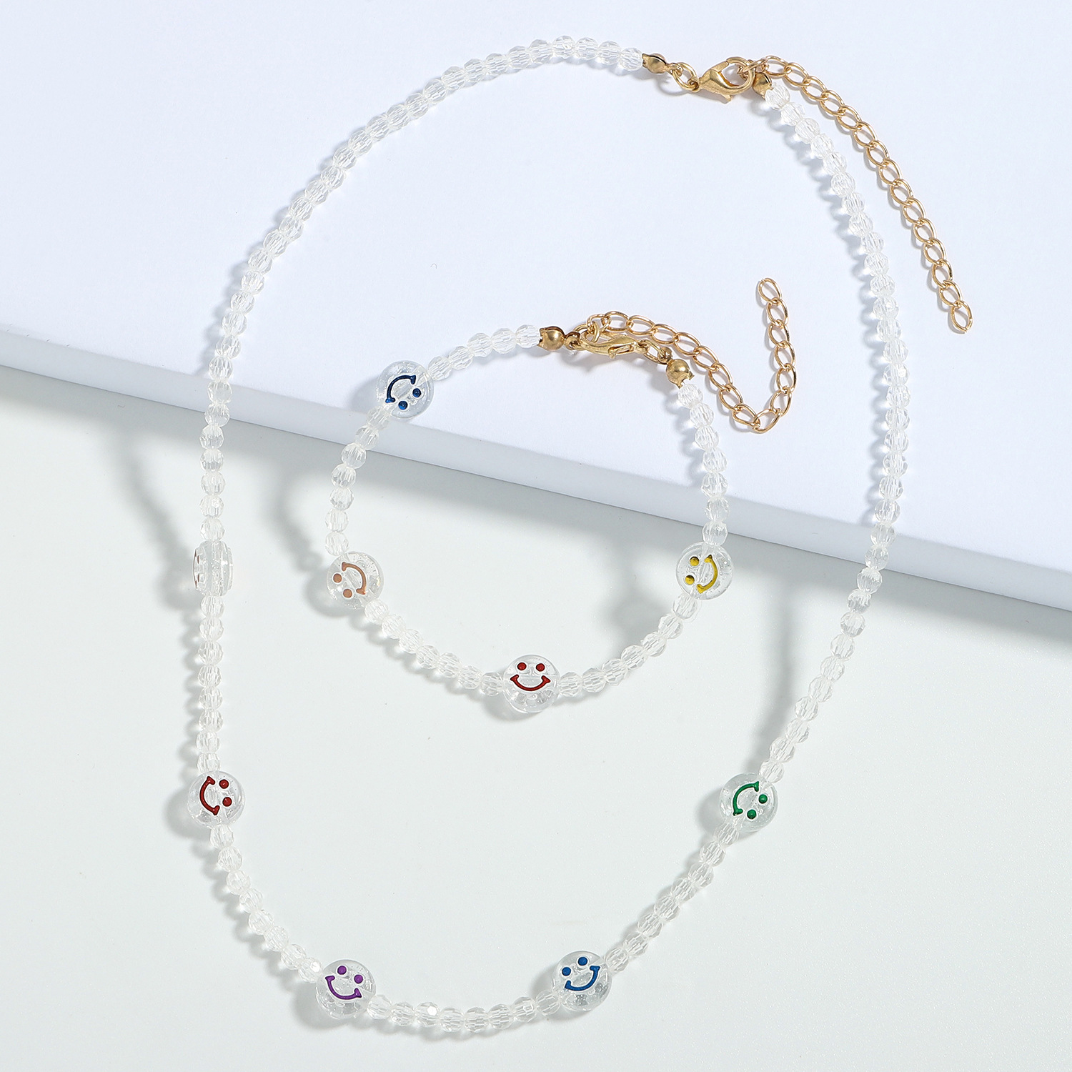 Neues Kontrastfarbenes Smiley-gesicht Aus Acryl Mit Runder Perlenkette Und Armband display picture 6