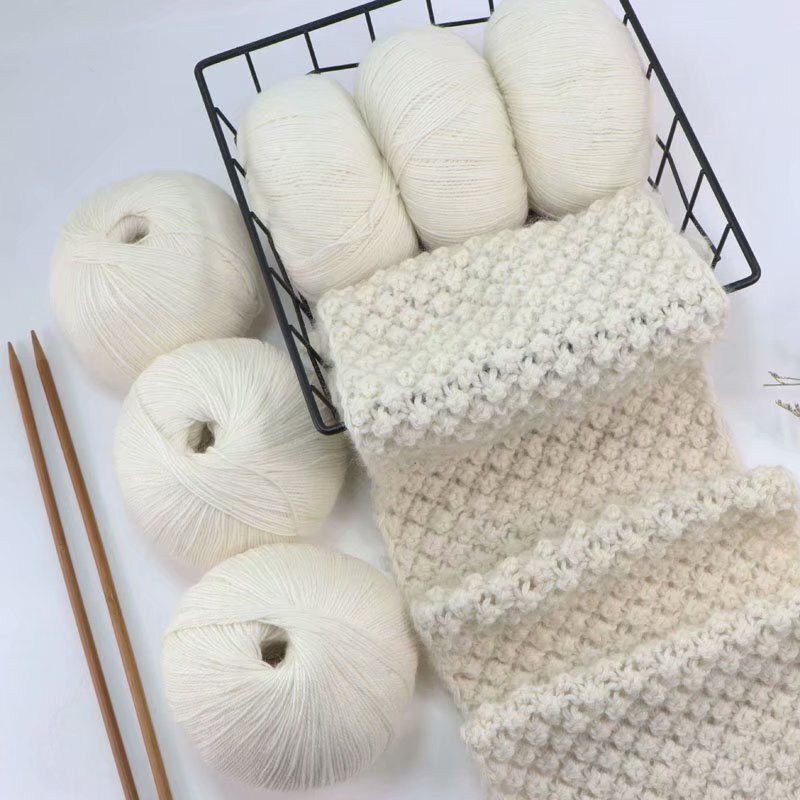 Non-shrink Wash Cashmere Yarn 3-strand Hand-woven Fine Cashmere Yarn Scarf Hat Coat Line Soft Fit Knitted Yarn Non-shrink Wash Cashmere Yarn 3-strand Hand-woven Fine Cashmere Yarn Scarf Hat Coat Line Soft Fit Knitted Yarn
