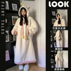 简约风白色天使珊瑚绒睡衣女秋冬季可外穿保暖连帽中长款睡袍睡裙