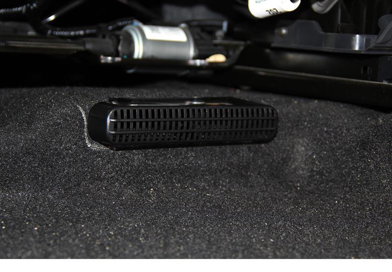 Suitable for Toyota Wildlander Rav4 Rongfang Lingfang Weisha Special Seat Air Conditioning Vent Protective Cover Modification