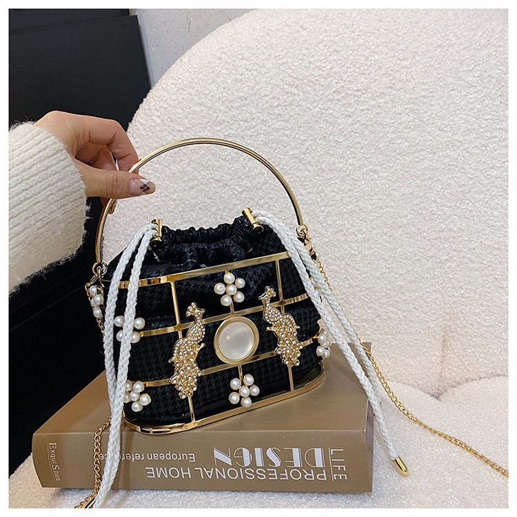 Elegant axelväska med pärlkedja och strass för kvinnor_voghion.com