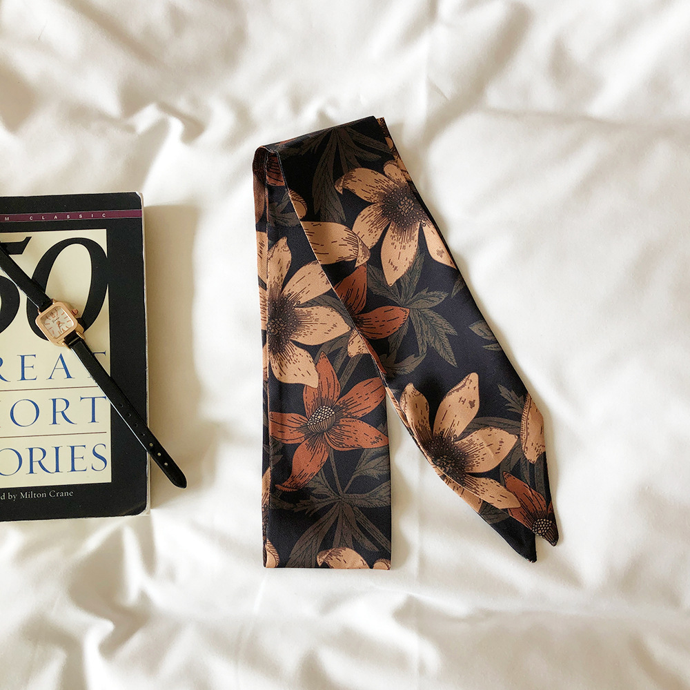 Women'S Gender Printing Design Retro Style Retro Flower Silk Scarf Printing Hair Tie
