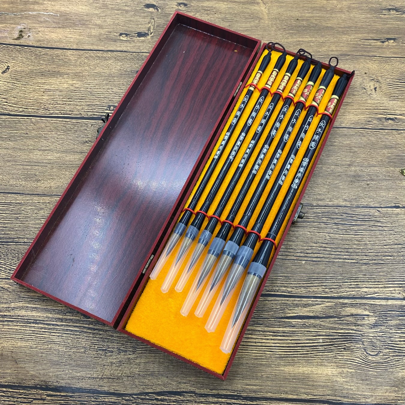 Pelo de lobo Príncipe cinco piezas conjunto de siete piezas Cepillo de escritura de pelo de lobo pintura de caligrafía pintura tradicional china cuatro tesoros traje de pelo de lobo principiante