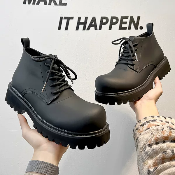Big toe leather shoes thick-soled Martin boots men's mid-top 2023 new tooling motorcycle trendy short boots 18922-A