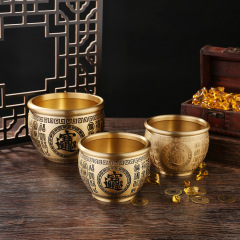 Brass cornucopia to recruit rice and Baifu cylinder to bring wealth into the treasure, carved relief office ornaments, metal crafts wholesale