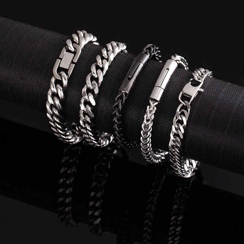 Personalized Titanium Cuban Chain Bracelet For Men Polished Steel_voghion.com