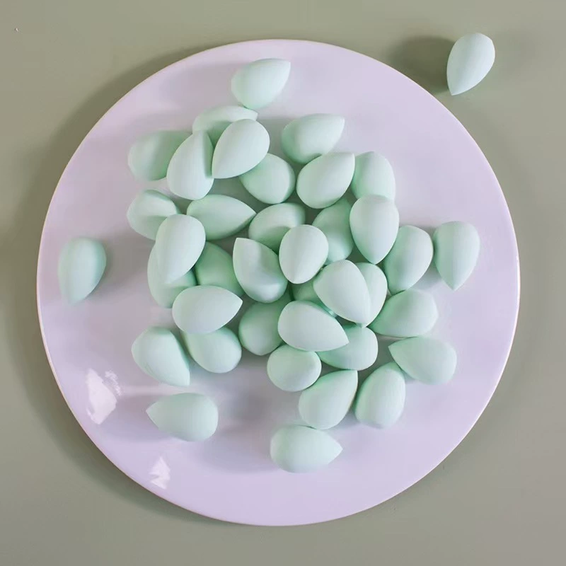 Мини водяная капля спонж для макияжа (Quanfan) без латекса, гидрофильный 20×30 мм — 6 шт круглая колба