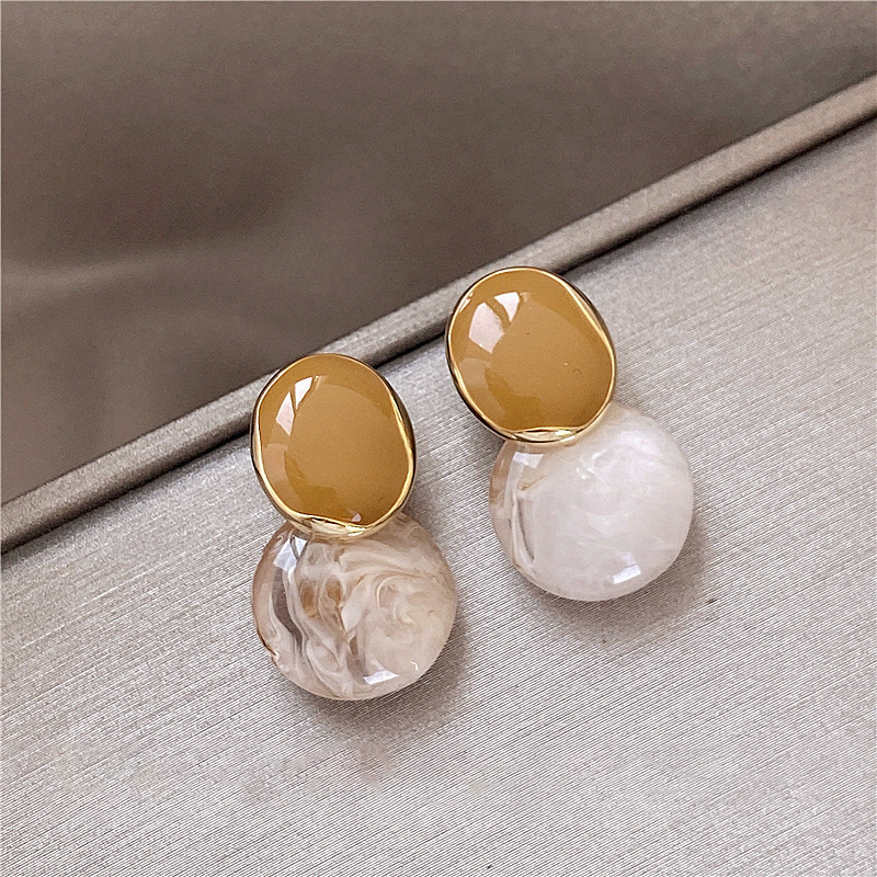 Universal fashionable elegant earrings