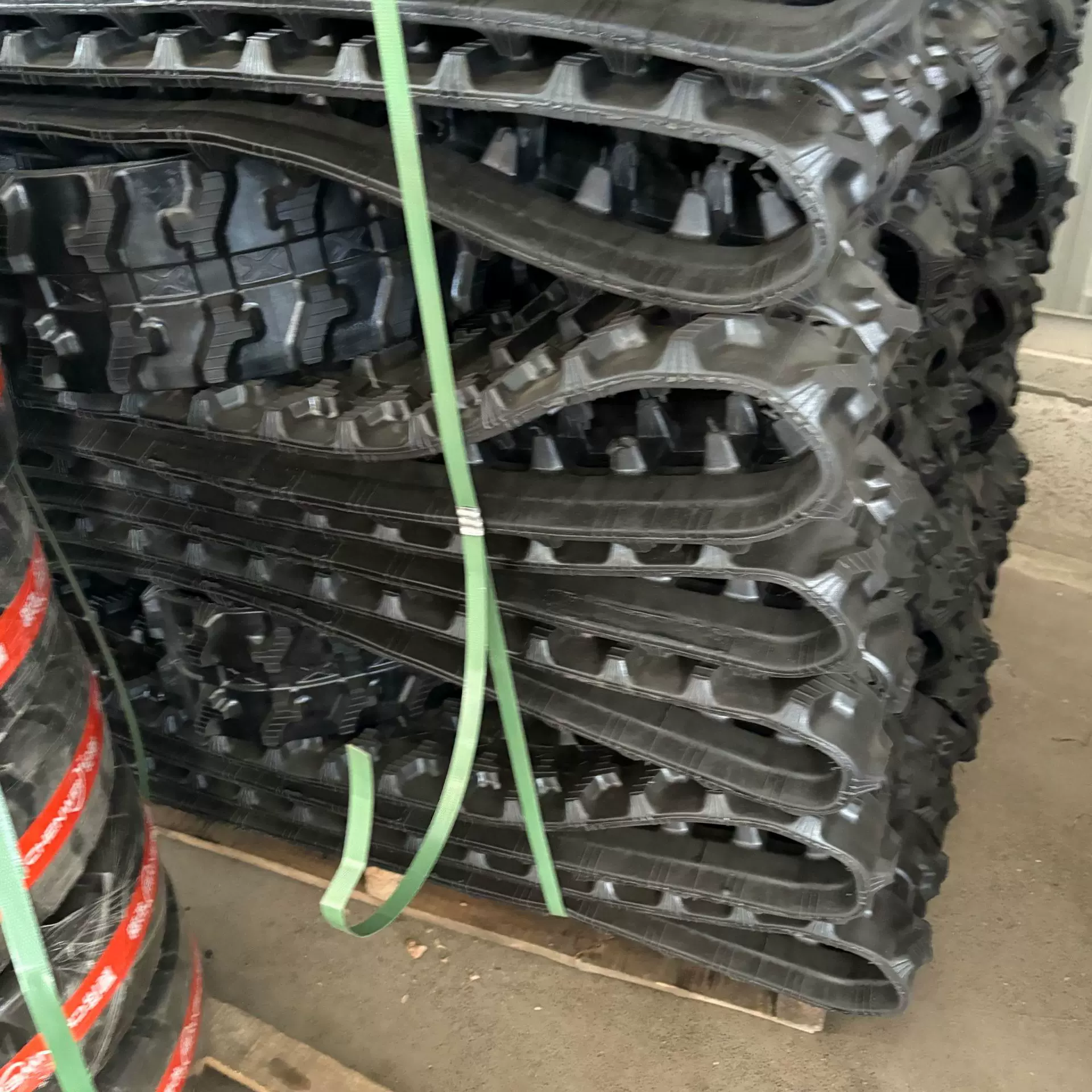 全地形液压行走式小型橡胶履带100g微型橡胶履带50g农机工程