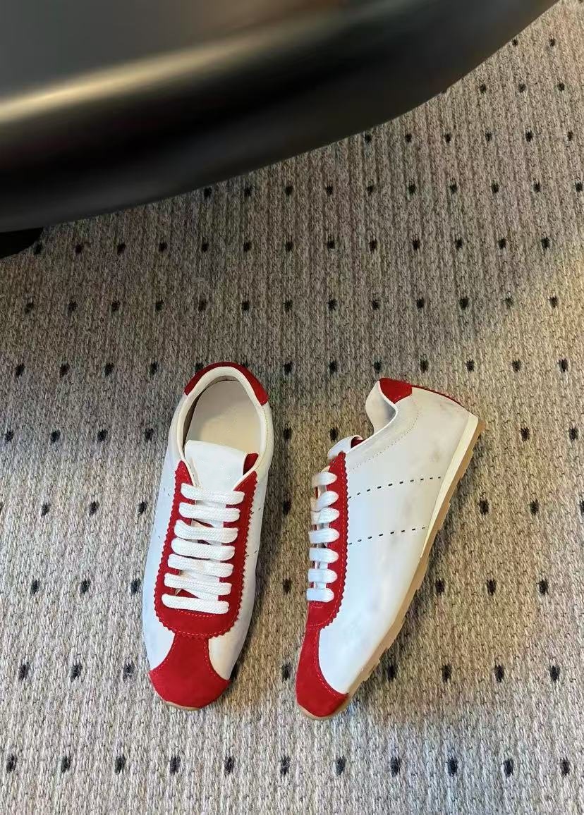 빨간색/흰색 색상