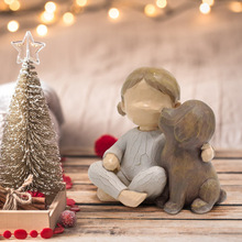 跨境新品女孩和狗小雕像摆件家居雕刻手绘人偶树脂圣诞节装饰礼品