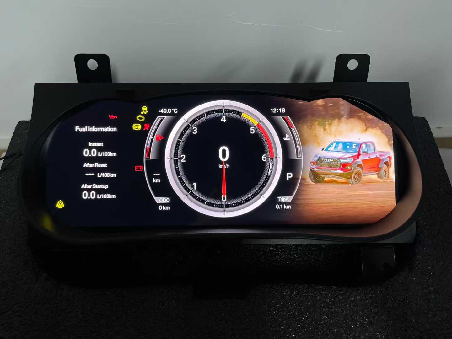Suitable for Toyota Hilux 2005-2024 Full Lcd Dashboard, Linux System Plug and Play