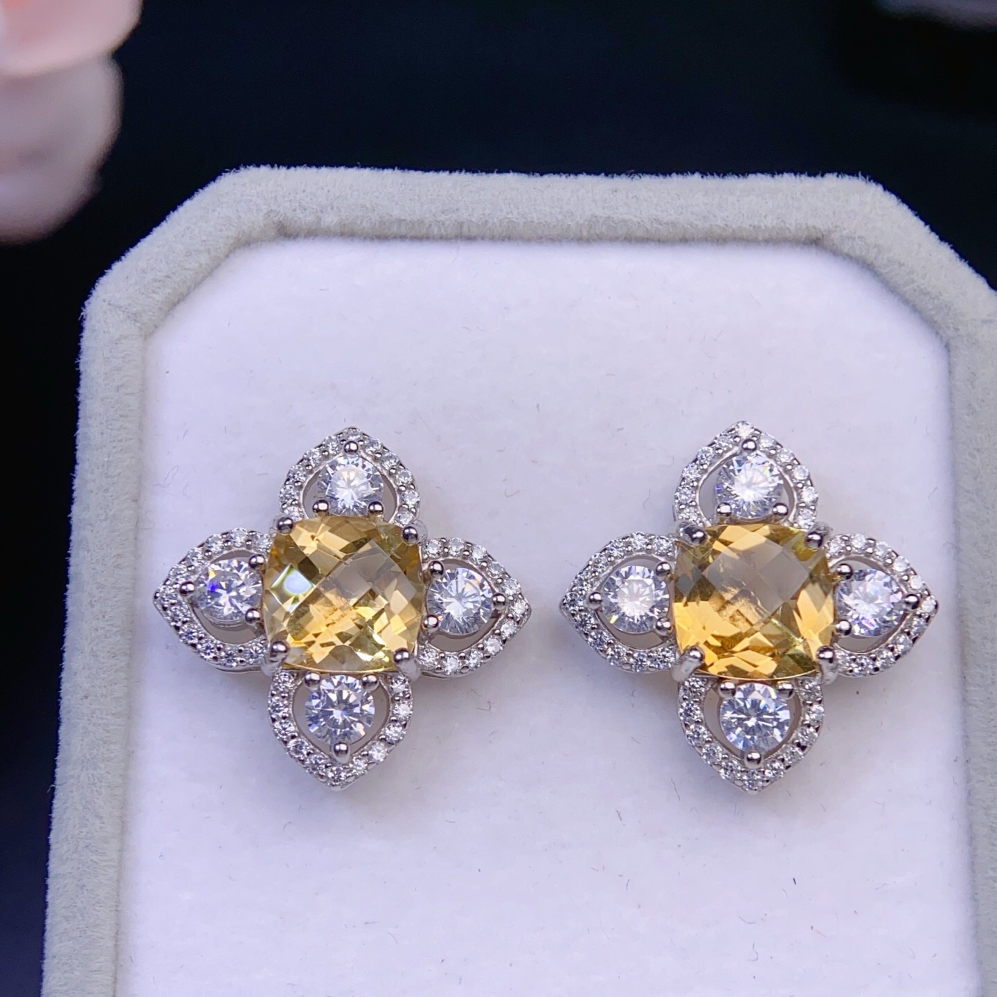 Natural Yellow Citrine Earrings with 925 Silver Inlay, 8*8mm Loose Stone, Pure Natural Citrine That Attracts Wealth