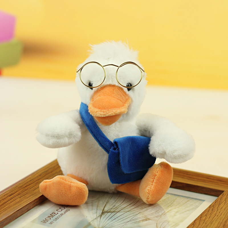 Gafas de pato de peluche de juguete muñeca pequeña muñeca al por mayor Lindo bolso colgante pareja adornos llavero image 6